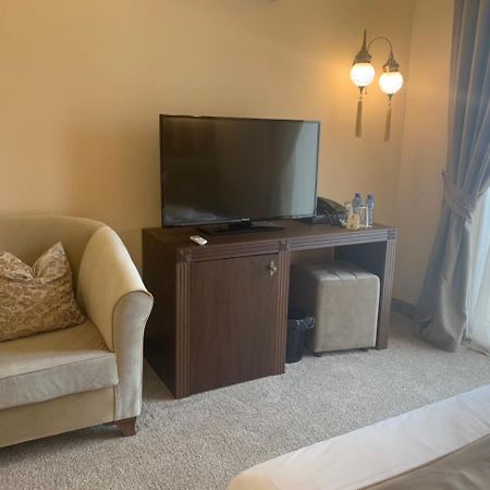 Sahara Hotel Svilengrad Buitenkant foto